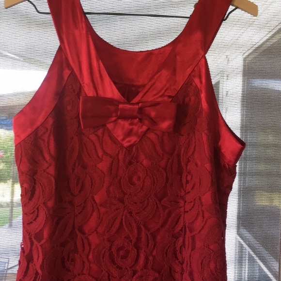 RED SATIN AND LACE DRESS - Picture 3 of 7